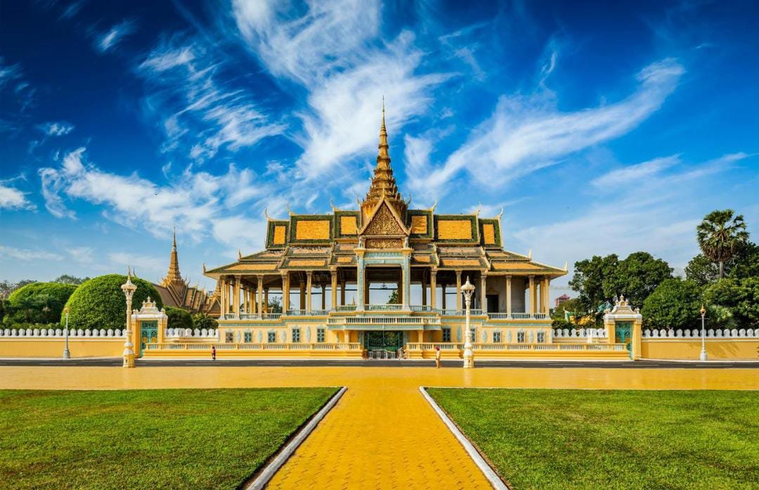 Cambodia – Phnom Penh – Siem Reap Duration: 5 Days / 4 Nights 4